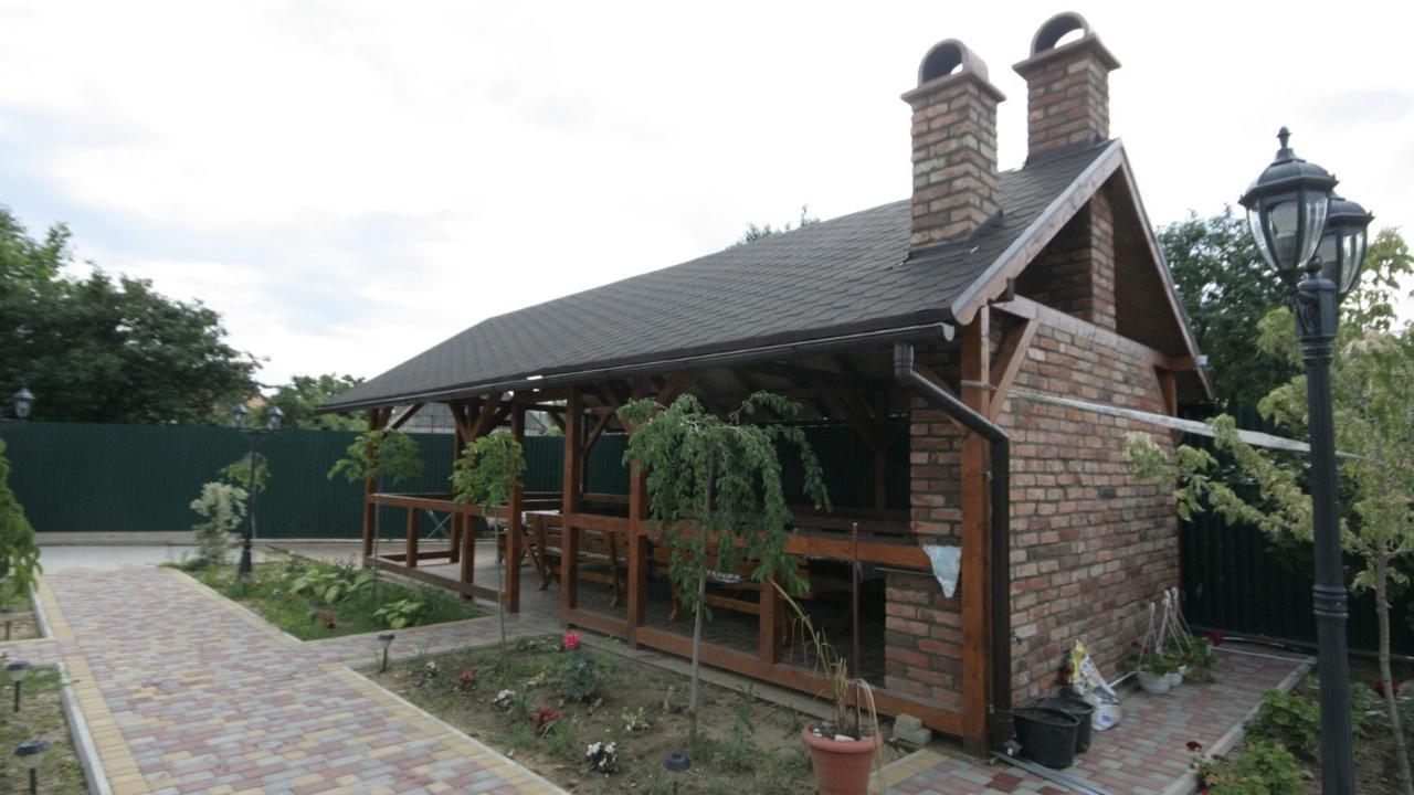 Міні Готель Вілла Вікторія Beregovo Exterior foto