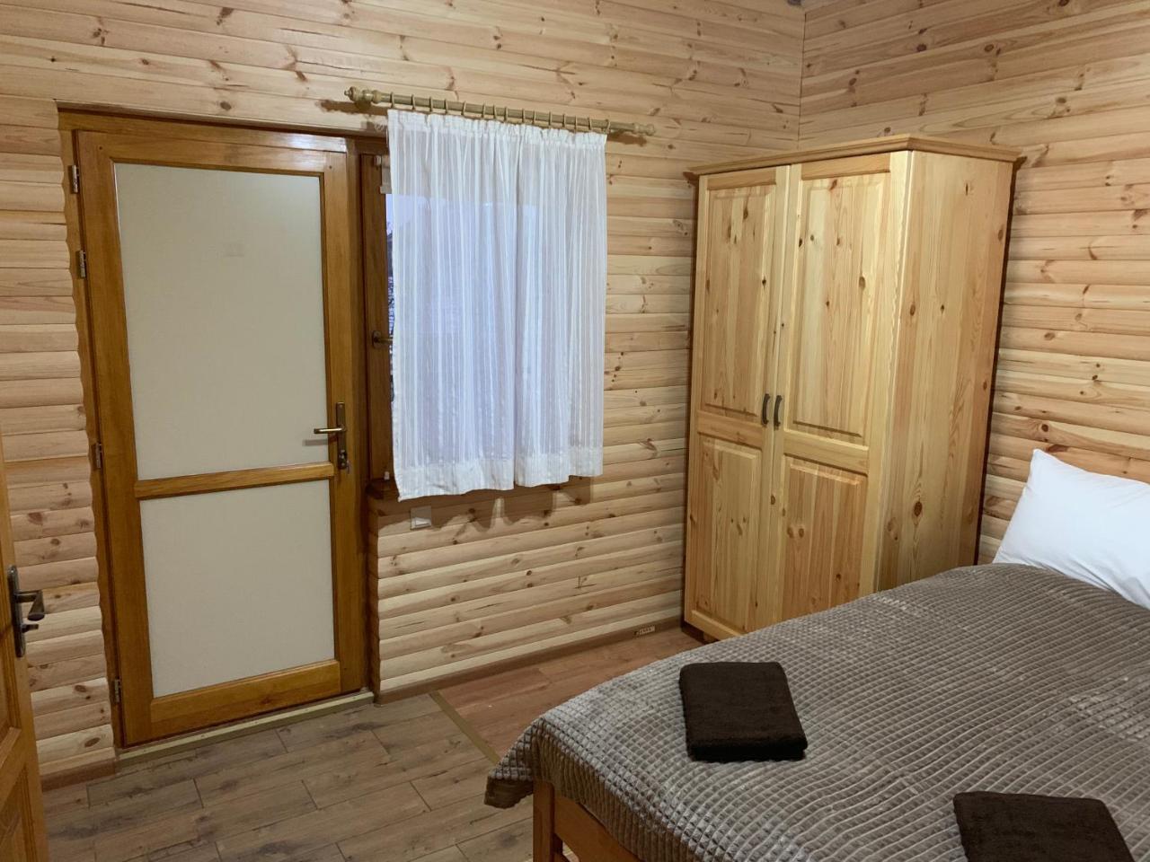 Міні Готель Вілла Вікторія Beregovo Exterior foto