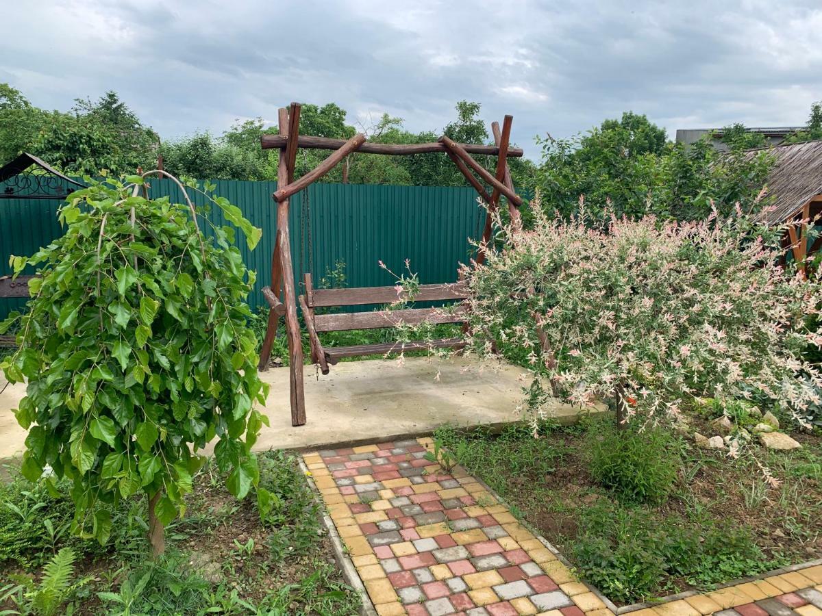 Міні Готель Вілла Вікторія Beregovo Exterior foto